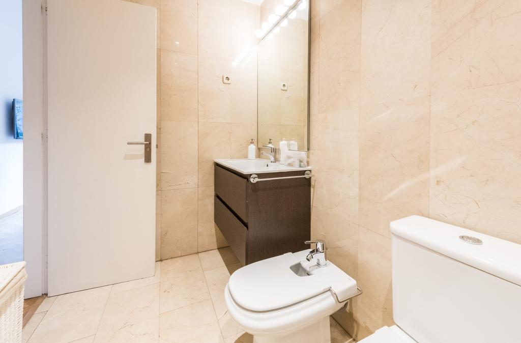 Ferienwohnung Malasana Urban Madrid Exterior foto